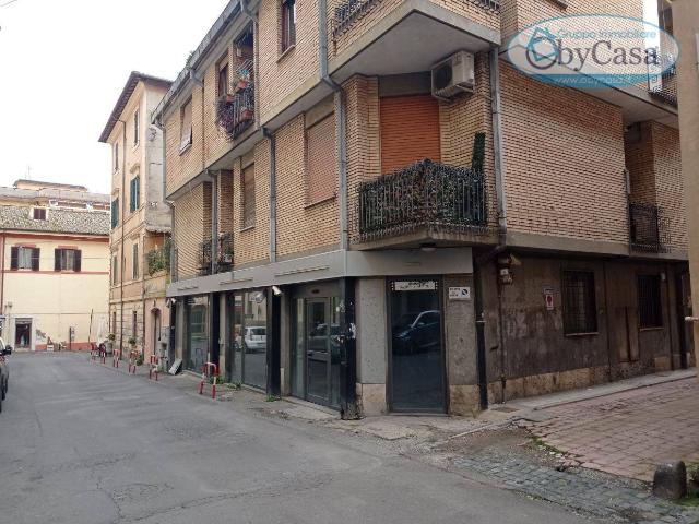 Locale Commerciale in vendita a Roma Capitale, Lazio