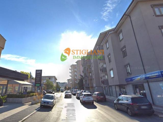 Locale Commerciale in vendita a Campobasso, Molise