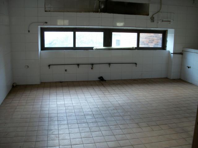 Locale Commerciale in vendita a Rinascita, Carbonia