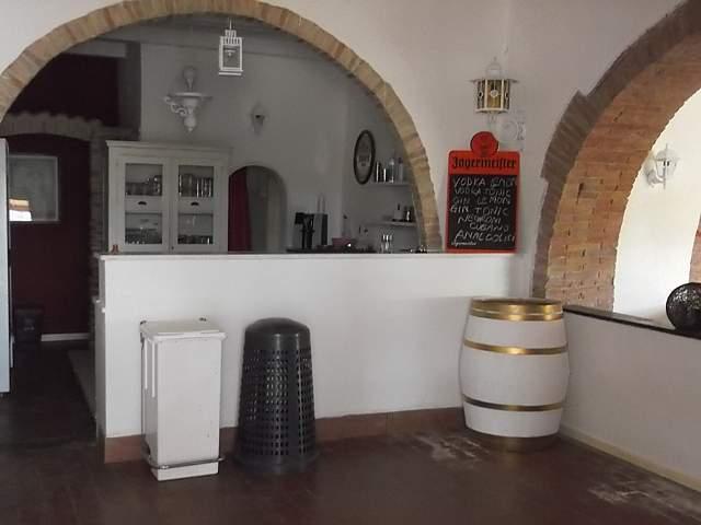 Locale Commerciale in vendita a Casciana Terme Lari, Casciana Terme