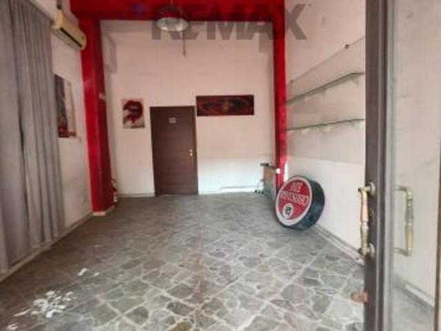 Locale Commerciale in vendita a Borgo-Sanzio, Catania