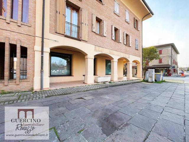 Locale Commerciale in vendita a Unione Alto Ferrarese, Cento