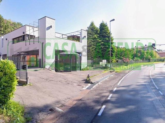 Locale Commerciale in vendita a Gironico Al Piano, Lombardia