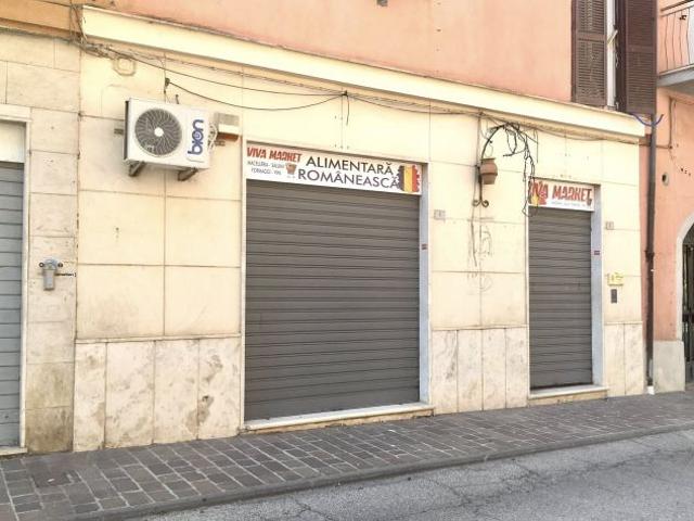 Locale Commerciale in vendita a Corchiano, Lazio