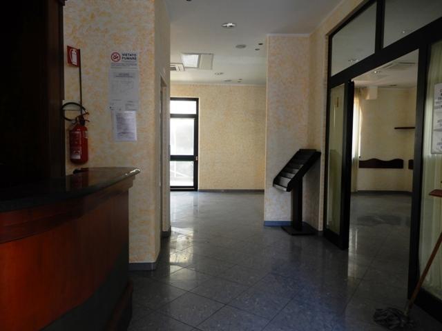 Locale Commerciale in vendita a Diano Marina, Liguria