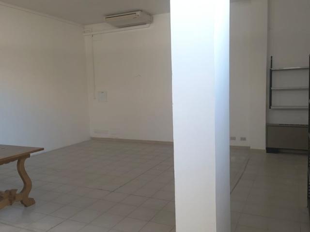 Locale Commerciale in vendita a Unione dei Comuni Circondario dell'Empolese Valdelsa, Empoli