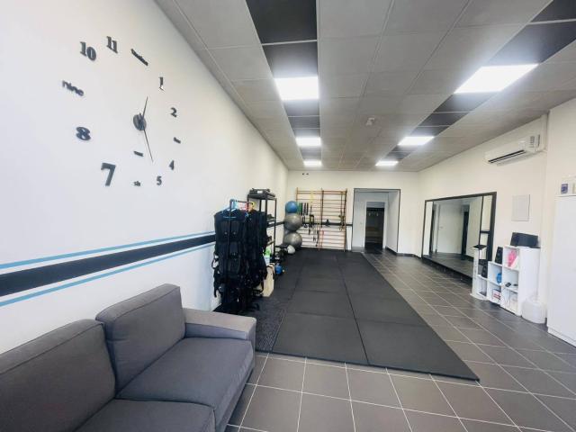 Locale Commerciale in vendita a De Matthaeis, Frosinone