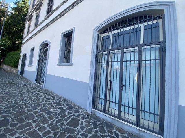 Locale Commerciale in vendita a Centro Storico, Frosinone