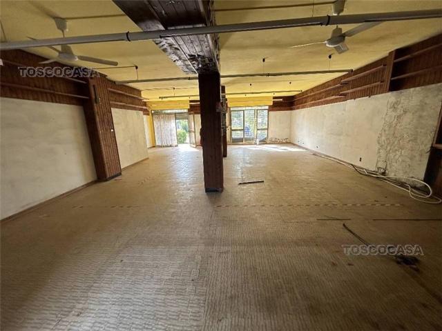Locale Commerciale in vendita a Unione dei Comuni Circondario dell'Empolese Valdelsa, Fucecchio