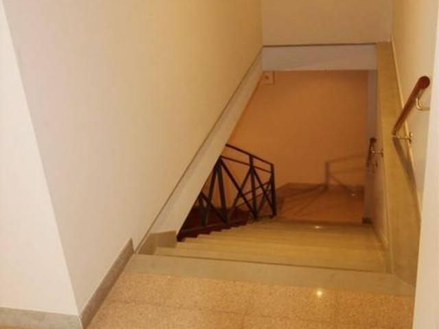 Locale Commerciale in vendita a Puglia, Lecce