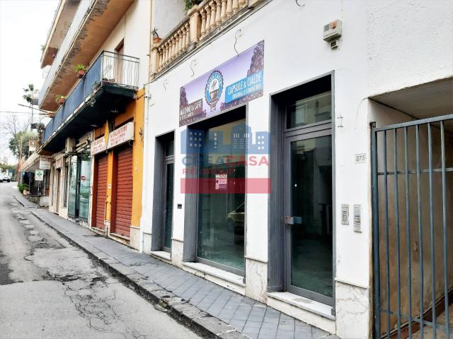 Locale Commerciale in vendita a Chianchitta, Giardini Naxos