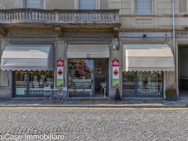 Locale Commerciale in vendita a Borghetto, Piemonte