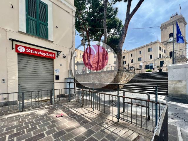 Locale Commerciale in vendita a Civitanova-Sacca, Lanciano