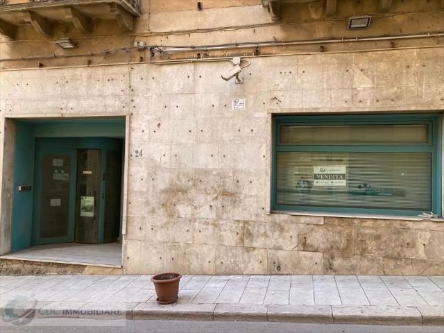 Locale Commerciale in vendita a Lercara Friddi, Sicilia