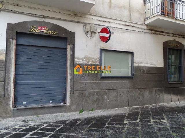 Locale Commerciale in vendita a Faibano di Marigliano, Marigliano