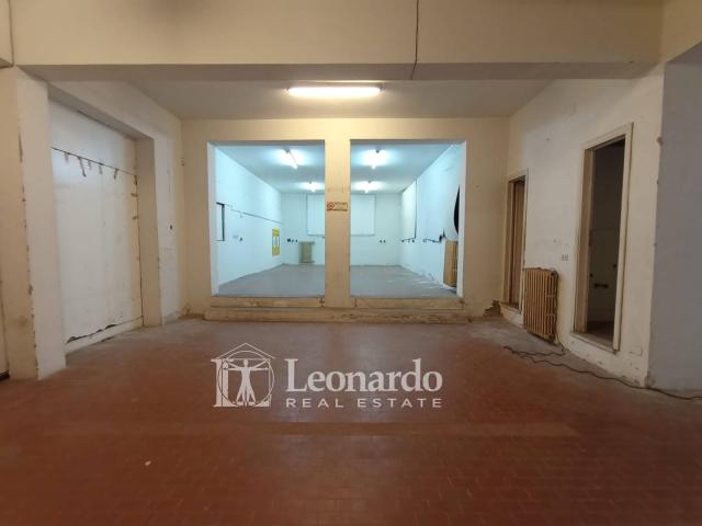 Locale Commerciale in vendita a Massarosa, Toscana