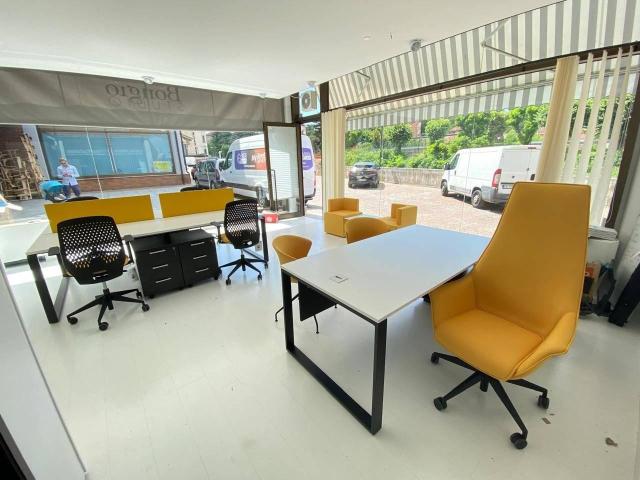Locale Commerciale in vendita a Piemonte, Cuneo