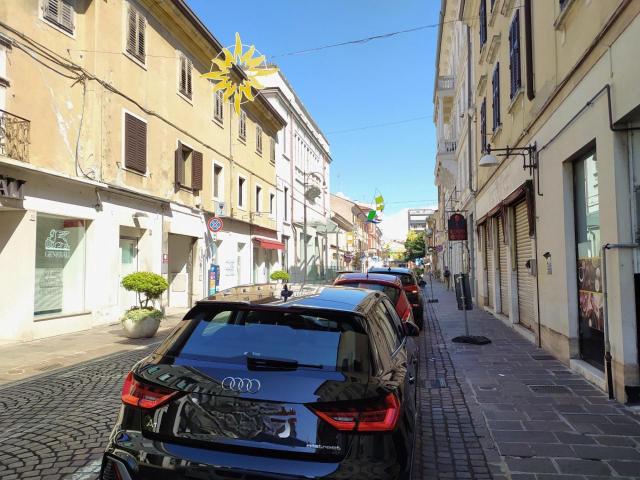 Locale Commerciale in vendita a Monfalcone, Friuli-Venezia Giulia