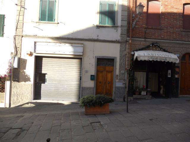 Locale Commerciale in vendita a Unione dei Comuni Circondario dell'Empolese Valdelsa, Montespertoli