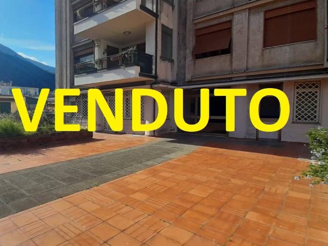 Locale Commerciale in vendita a Cicalesi, Nocera Inferiore