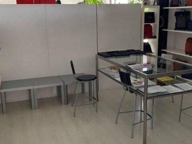 Locale Commerciale in vendita a Noventana, Noventa Padovana