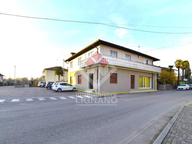 Locale Commerciale in vendita a Palazzolo Dello Stella, Friuli-Venezia Giulia