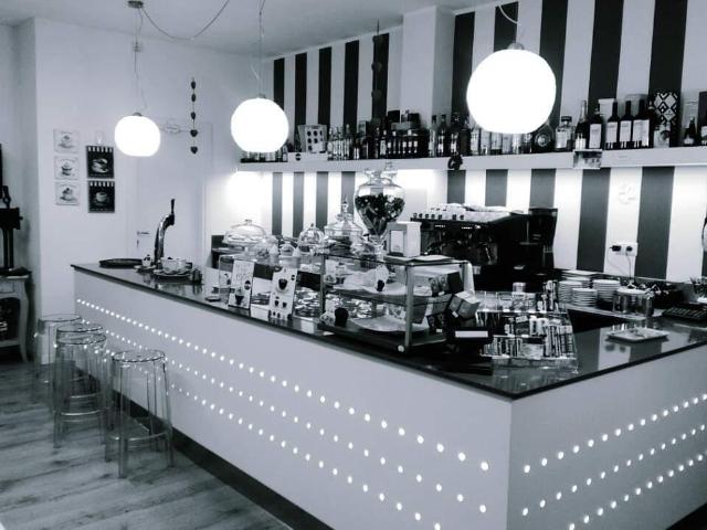 Locale Commerciale in vendita a Poggiridenti, Lombardia