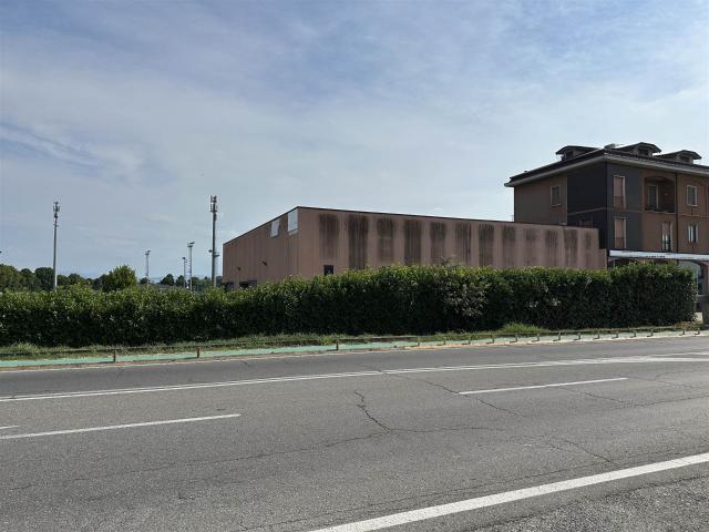 Locale Commerciale in vendita a Rottofreno, Reggio Emilia