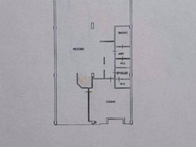 Locale Commerciale in vendita a Unione dei comuni del Distretto Ceramico, Sassuolo