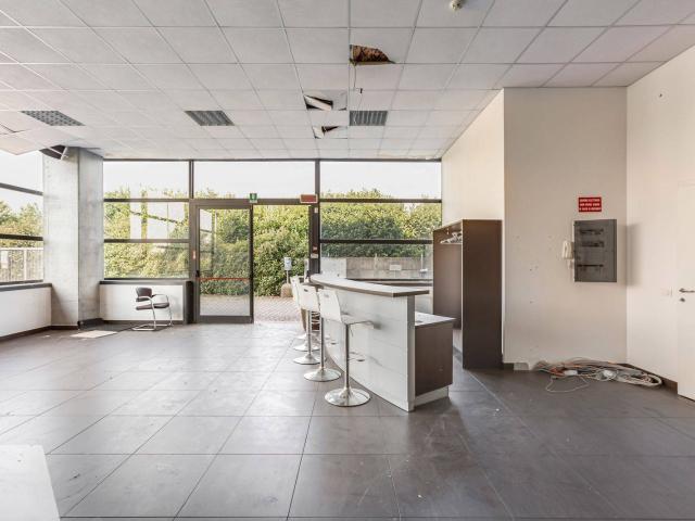 Locale Commerciale in vendita a San Fiorano, Villasanta