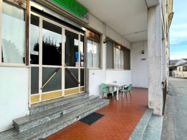 Locale Commerciale in vendita a Piemonte, Vercelli