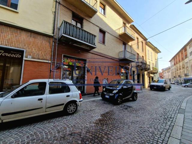 Locale Commerciale in vendita a Benvenuti, Voghera