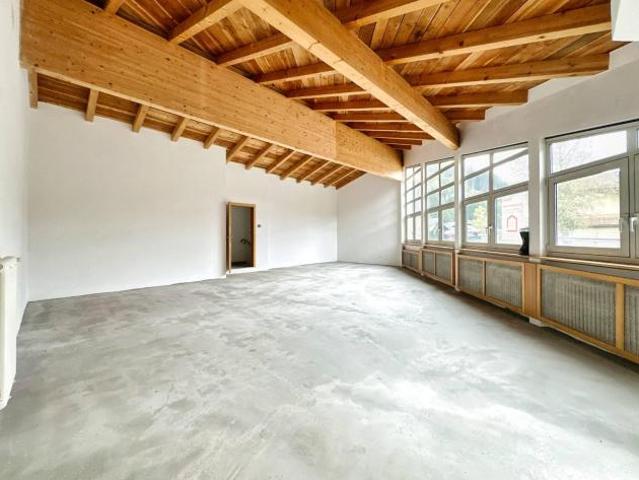 Locale Commerciale in vendita a Wipptal - Alta Vall'Isarco, Racines - Ratschings