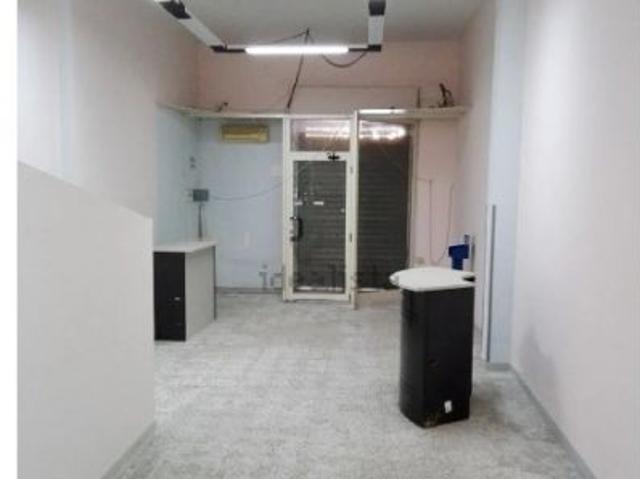 Locale Commerciale in affitto a Puglia, Brindisi
