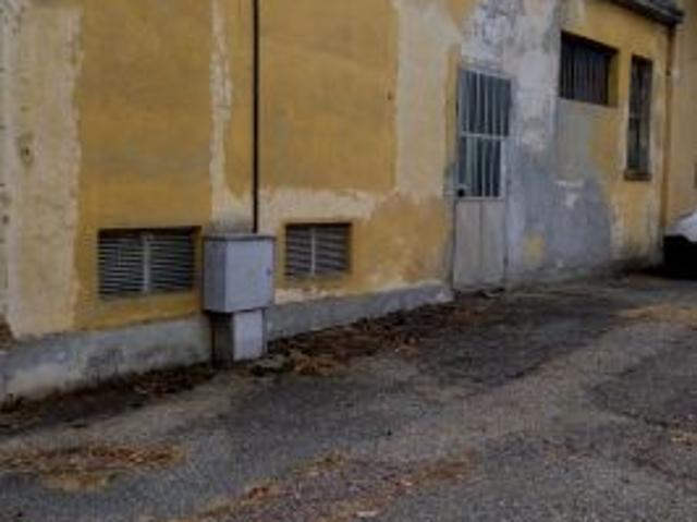 Locale Commerciale in vendita a Piemonte, Torino