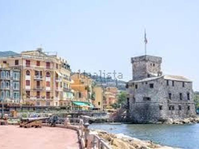 Locale Commerciale in affitto a San Michele di Pagana, Rapallo