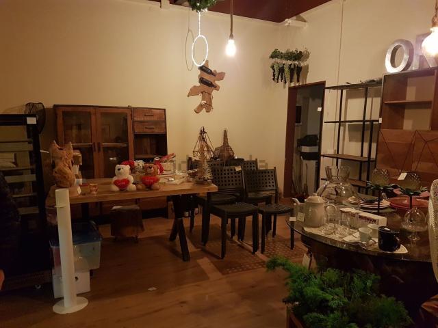 Locale Commerciale in affitto a Centro storico, Marche