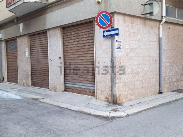 Locale Commerciale in affitto a Puglia, Bari