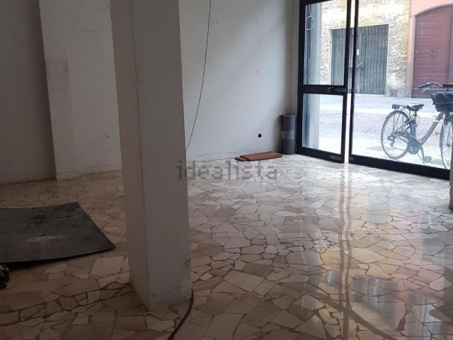 Locale Commerciale in affitto a Parma Centro, Sorbolo