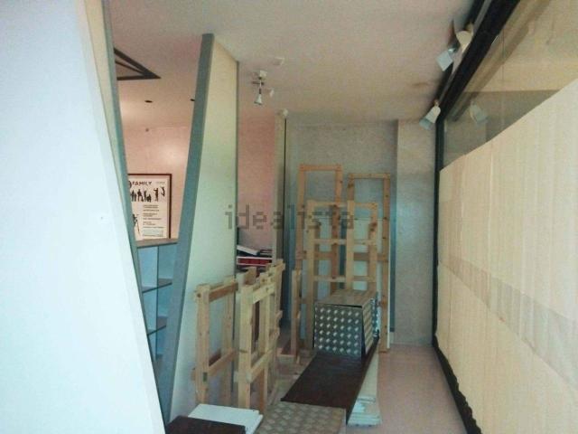 Locale Commerciale in affitto a Appennino Reggiano, Re