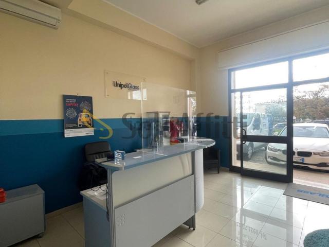 Locale Commerciale in affitto a Tiche, Siracusa