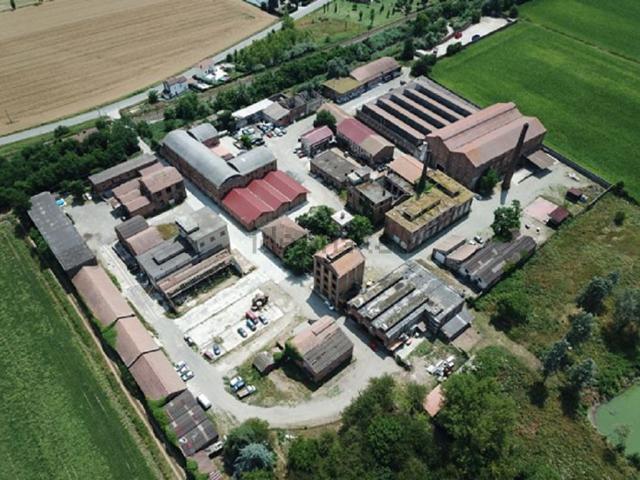 Locale Commerciale in affitto a Piemonte, Alessandria