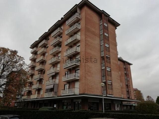 Locale Commerciale in affitto a Piemonte, Torino