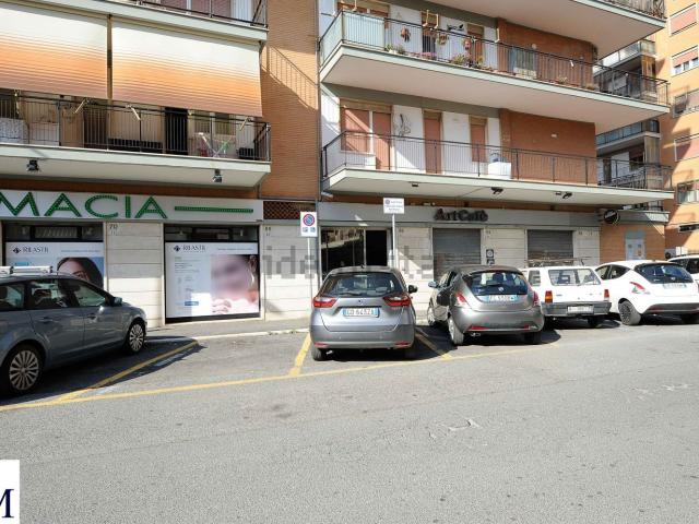 Locale Commerciale in affitto a Piane di Vaccina, Roma Capitale