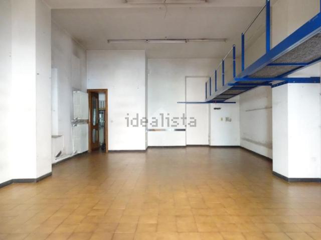 Locale Commerciale in affitto a Piemonte, Alessandria