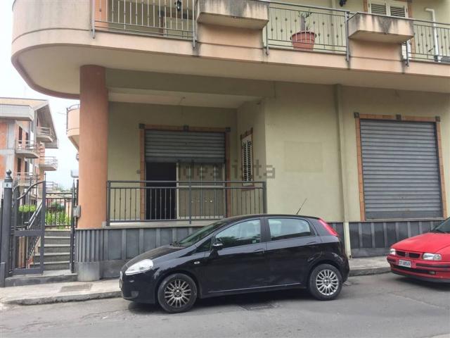 Locale Commerciale in affitto a Scordia, Sicilia