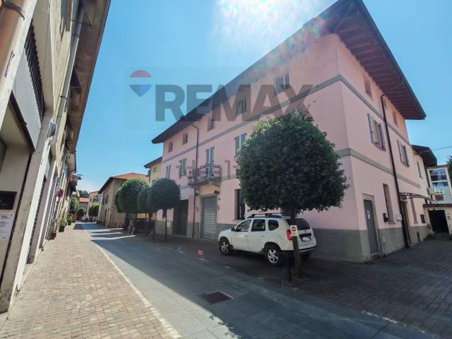 Locale Commerciale in affitto a Gerbone, Olgiate Olona