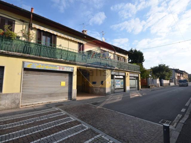 Locale Commerciale in affitto a Pozzuolo Martesana, Lombardia