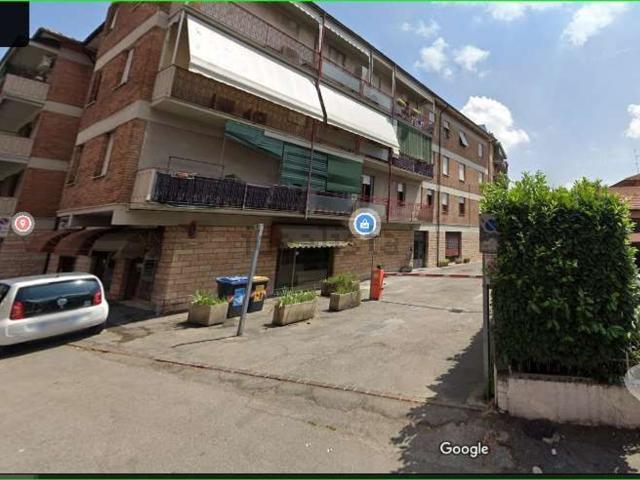 Locale Commerciale in affitto a Crocetta-San Lazzaro-Modena Est, Modena