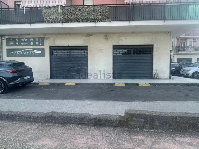 Locale Commerciale in affitto a Carlentini, Sicilia